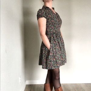 Floral collared dress with pockets